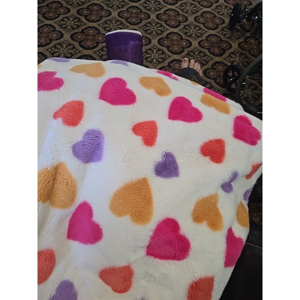 Rachel Zoe Luxe Minksoft 50" X60" Plush Heart Pink Purple‎ Yellow Red Blanket